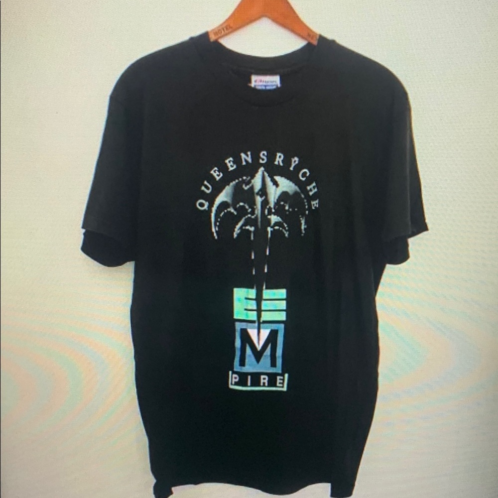 Queensrÿche Black Graphic Tee